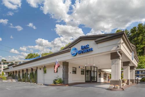 Best Western Asheville Tunnel Road - image 12