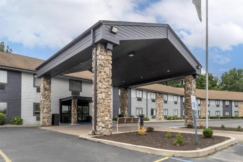 . Best Western Fremont Angola I-80 90 Toll Road