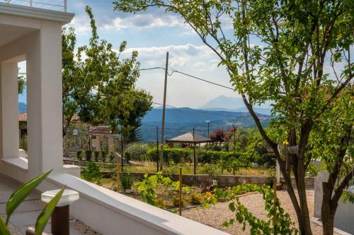 Villa Romantica con Bosco sulla Strada dei Vini in Montefalcione
