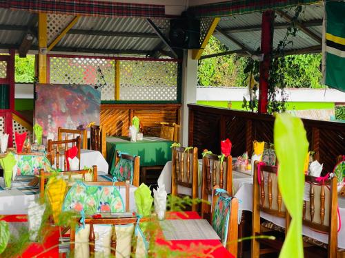 Restaurante, Le Petit Paradis in Saint George