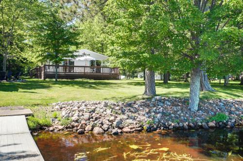 Solberg Lake House Dock, Deck and Stunning Views! in Phillips