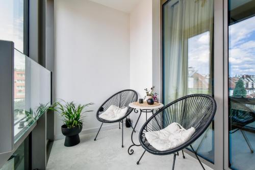 Modern & Quiet 1BR Near Center by Flat Mаnager, Sofia (Foto 4)