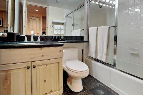 Timberline Condominiums Studio Unit 115 thumb 4