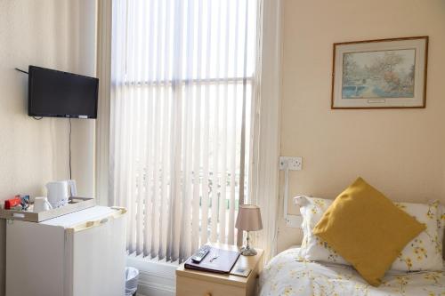 1 twin bed