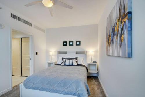 One Bedroom In Amazing Condobeach Pass Included! detail