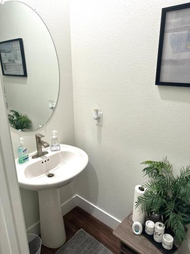 3BR Vegas Getaway Near Strip & Downtown, Las Vegas (zdjęcie 10)