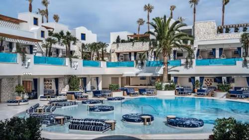Palms Place Hotel Mountain View with Open Balcony, Las Vegas (photo 9)