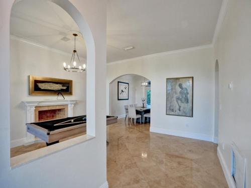 Casa Fina Miami Near Beaches in Kendale Lakes