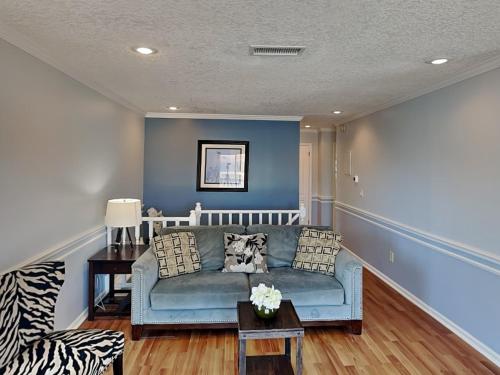 Bluefish 16 House