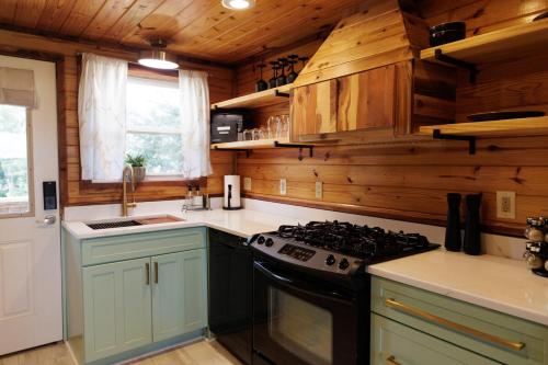 Gulf Views, Game Room, Fire Pit, Near Boat Launch in โอเชียน สปริงส์ (MS)