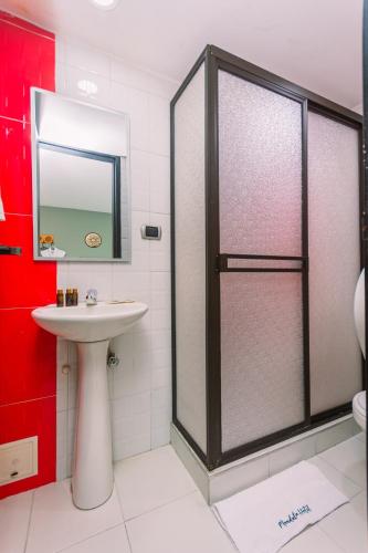 Mandala Medellín Centro By GyC Hotels, Medellín (photo 9)