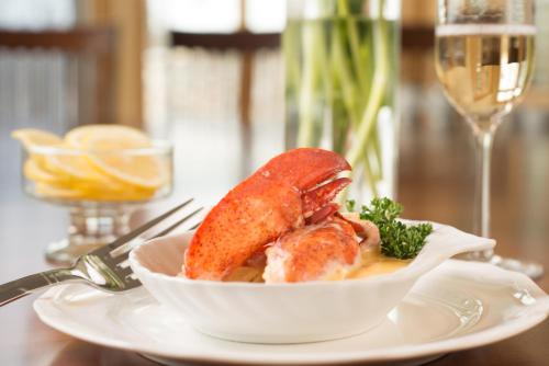 식음료(F&B), River Spring Lodge in 버팔로
