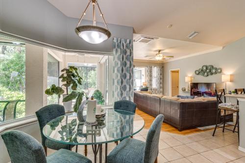 Forested Wimauma Retreat 2 Mi to State Park! in Sun City Center (FL)