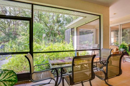 Forested Wimauma Retreat 2 Mi to State Park! in Sun City Center (FL)