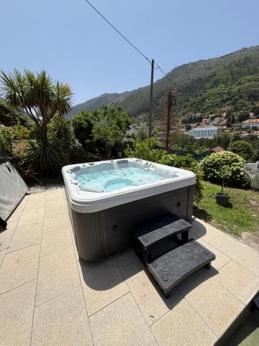 สภาพแวดล้อมโดยรอบ, Alfatima in มอนเตกาซ