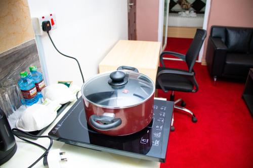 virtuve, DHE Jomels Hotel in Busia