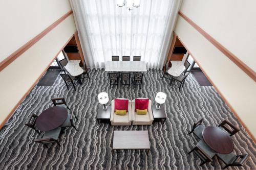 스테이브리지 스위트 해리스버그 바이 IHG - 식음료(F&B)