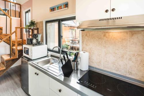 Matira TINY HOUSE 1 in เกาะโบราโบร่า