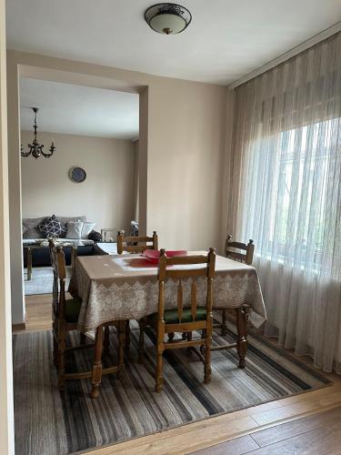 Cozy Vintage Stay Prizren in ออร์ตาคอลล์
