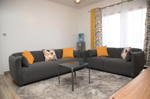 La Casa De Mor, Tatu City