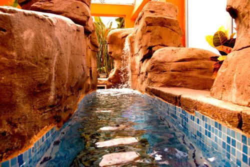 Playasol Aquapark & Spa Hotel - image 4