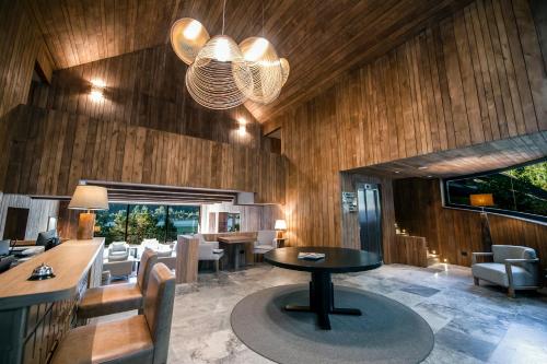 Auria Angostura in Puerto Manzano