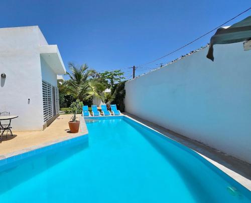 Baseinas, Villa with pool, close to sea in Ouoran