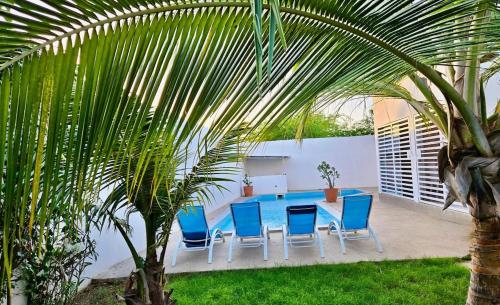 Villa with pool, close to sea in Ouoran