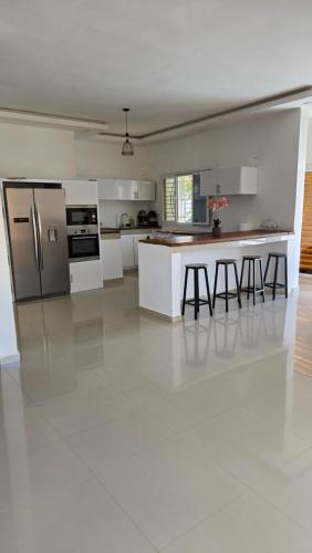 Villa with pool, close to sea in Ouoran