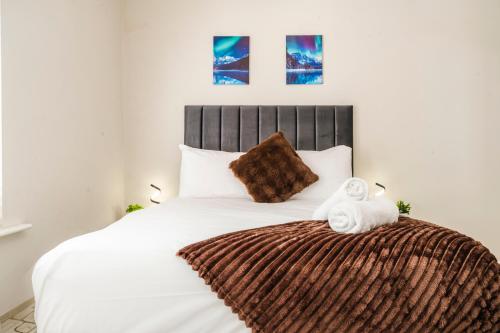 Cosy 4-Bed - Sleeps 7 Garden, Birmingham (foto 2)