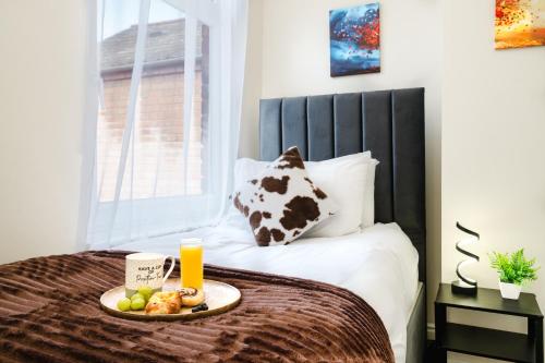 Cosy 4-Bed - Sleeps 7 Garden, Birmingham (foto 5)