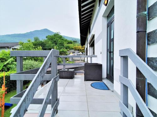Viesnīcas āriene, Holiday Home by Lake Maggiore with Mountain Views in Brissago Valtravaglia