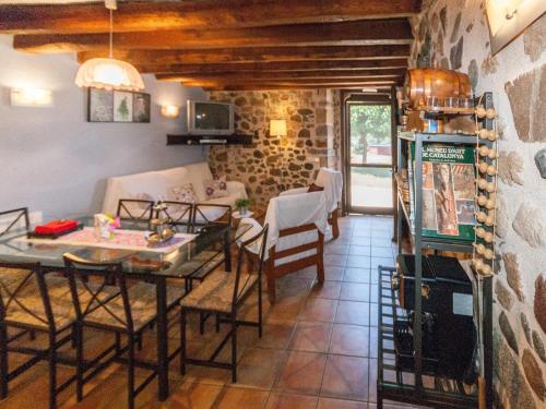 Előcsarnok, Poolside Family Getaway in Cassa de la Selva