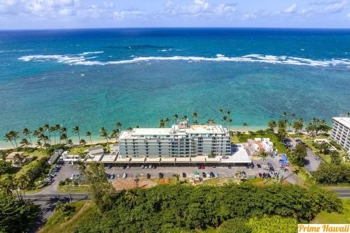 Beachfront Studio w Amazing Views in Punaluu