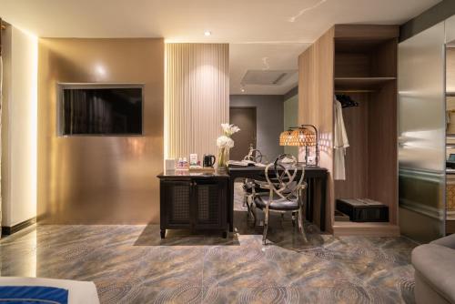 A&EM Hotel 44 Phan Boi Chau, Ho Chi Minh City