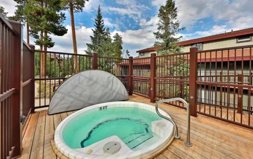 10 min to Resort! Amazing Views & Sauna! in 溫特帕克