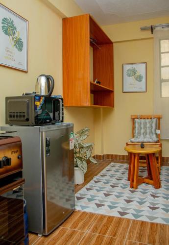 Verdant Cozy Studio with WI-FI in 那纽基