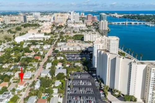 Olive Studio Apart Unit 3 By Pmi in Palm Beach International Airport