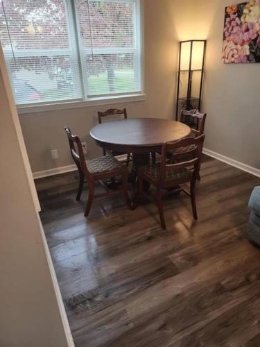 3 Bedroom Cozy Home Minutes From Tims Ford Lake in Decherd (TN)