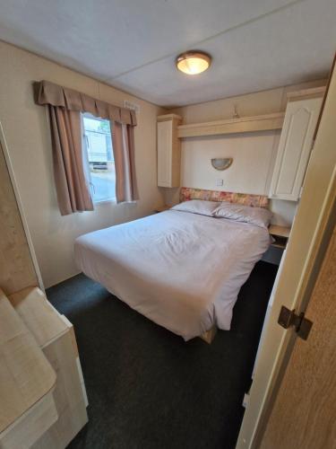 Caravan 26 fishguard holiday park in Fishguard