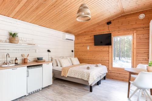 2 twin beds, 2 sofa beds