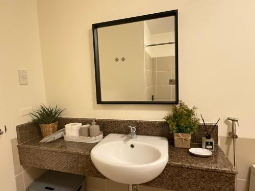 The Camden Place 2BR Haven Cozy Condo Apartment Unit, Manila (foto 10)