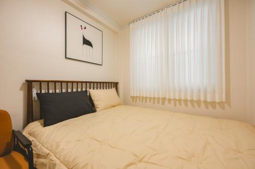 Wooden Breeze - 1 min walk from the subway station, Seoul (Foto 6)