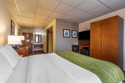 Comfort Inn & Suites Gateway to Glacier National Park - image 27