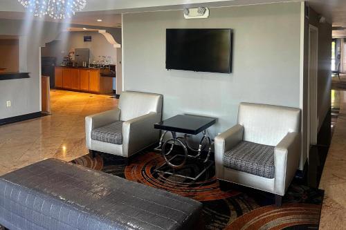 Quality Inn Jacksonville - Orange Park near Naval Air Station in Orange Park, USA