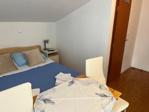 Guest House Lav - image 11