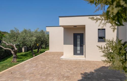 Amazing Home In Vrsar With House A Panoramic View