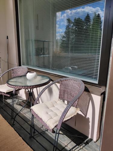 Balkons/terase, Bright through-house triangle in Pirttiniemi