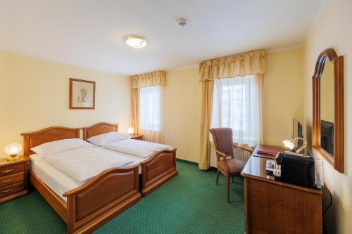 1 twin bed