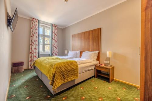 Maximilian Munich - image 9
